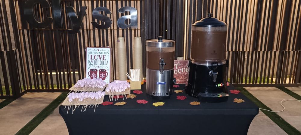 Muntatge d'Hola Festa en un esdeveniment a Barcelona, Girona, Tarragona i Lleida