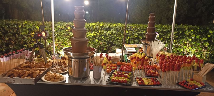 Lloguer de font de xocolata per a casaments i esdeveniments a Barcelona, Girona, Tarragona i Lleida